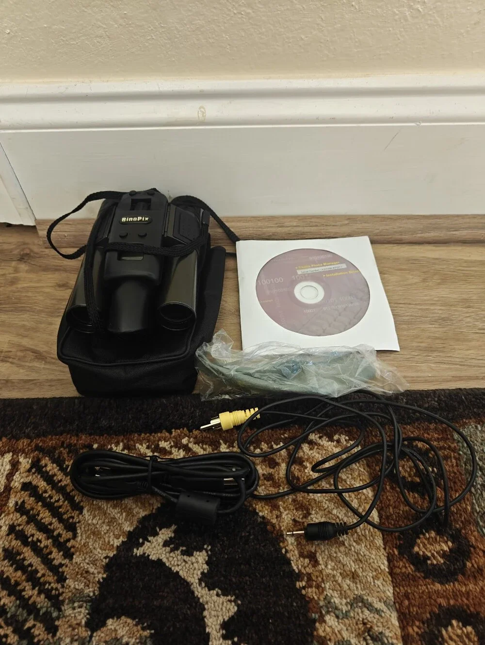 Genuine Zina BinoPix 10x25 Binoculars With Digital Camera + USB Cord